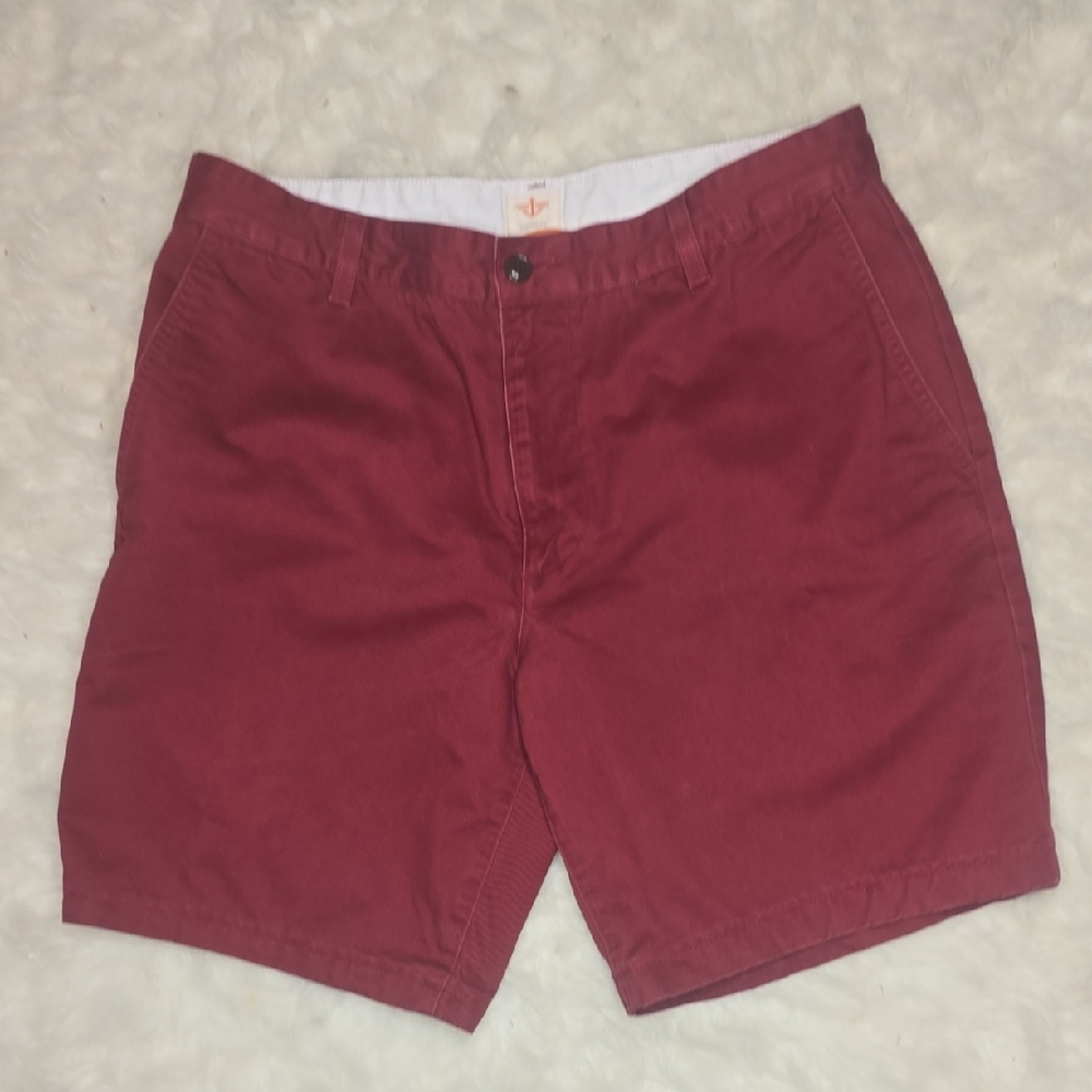 Dockers Men's Burgundy Flat Front Shorts